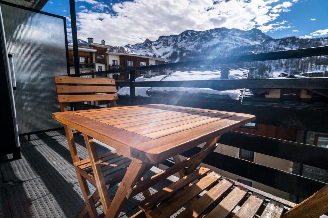 Stay In Cervinia Deluxe Apartment Breuil-Cervinia Luaran gambar